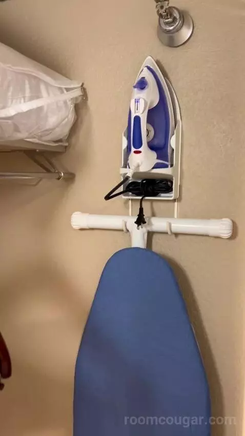 Signature Queen Room (#2212) picture #10