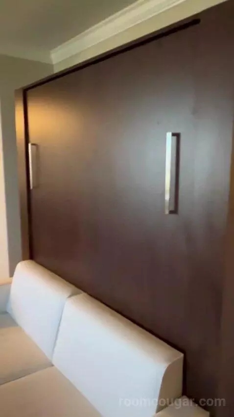 North Tower Suite (#21122) bed picture #1