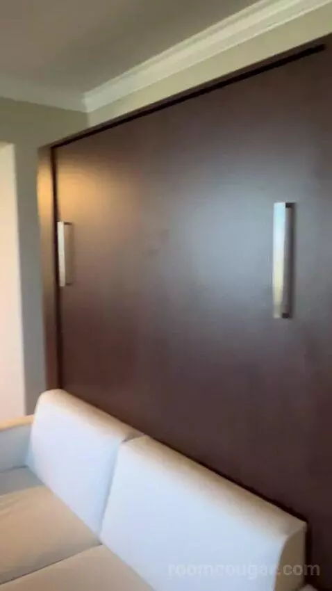 North Tower Suite (#21122) bed picture #7