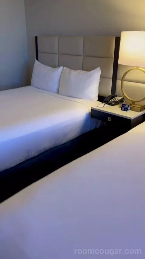 Westgate Las Vegas Resort and Casino Luxe Room review by proliv