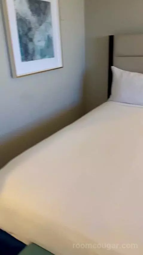 Luxe Room (#19105) bed picture #8