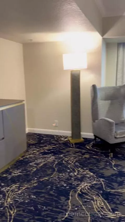 Premier Room (#1722) picture #11