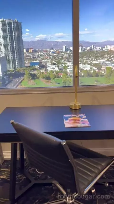 Premier Room (#1722) view picture #1