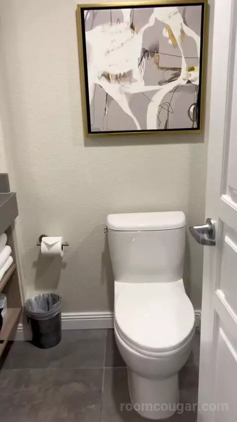 Premier Room (#1722) bathroom picture #1