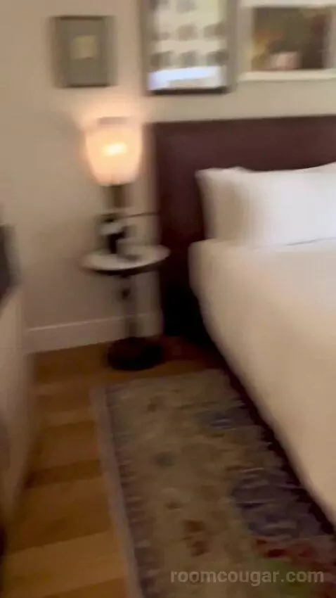 Standard King Room (#2703) bed picture #10