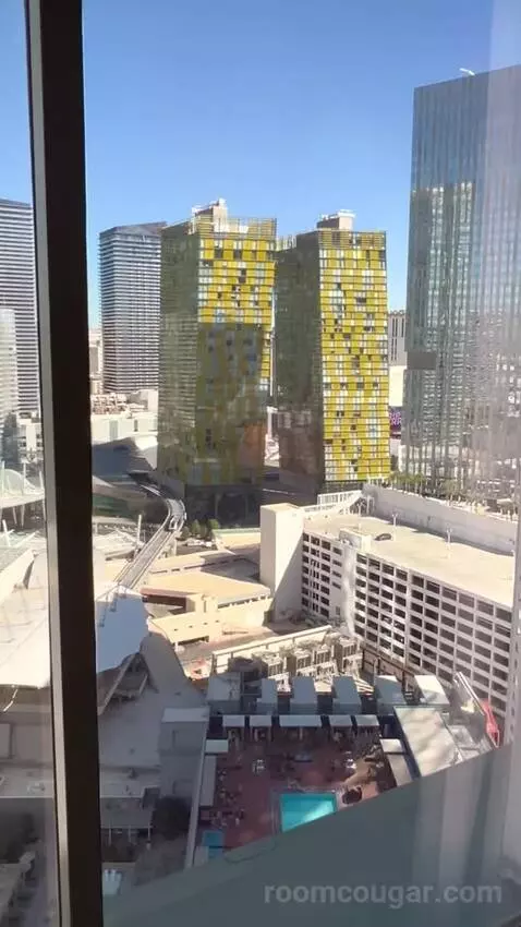 Standard King Room (#2703) view picture #5