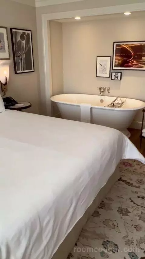 NoMad Las Vegas Atelier Suite with a King Bed review by proliv