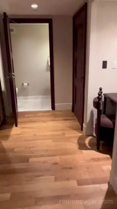 Atelier Suite with a King Bed (#2807) picture #17