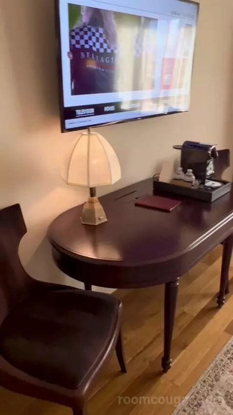 Atelier Suite with a King Bed (#2807) picture #3