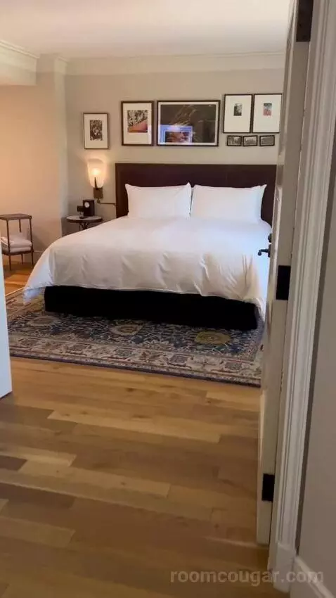 Grande Suite with a King Bed (#2809) bed picture #6