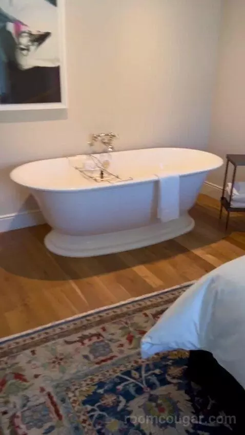 Grande Suite with a King Bed (#2809) bathroom picture #3