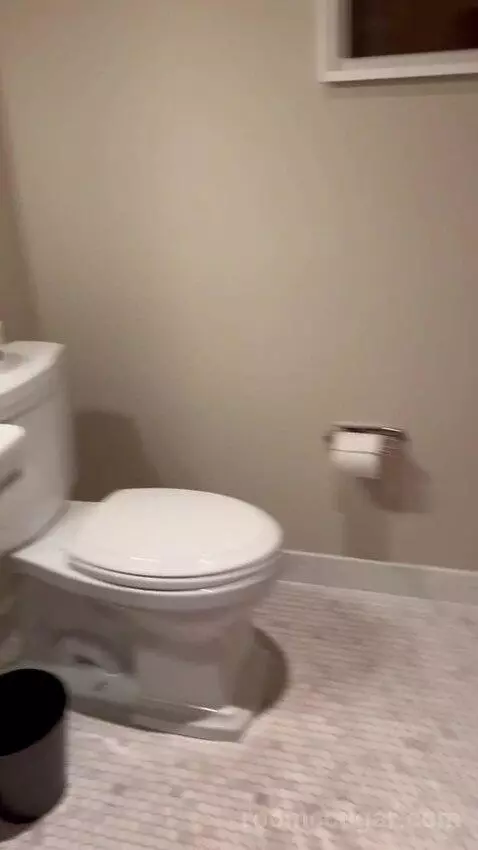 Grande Suite with a King Bed (#2809) bathroom picture #2