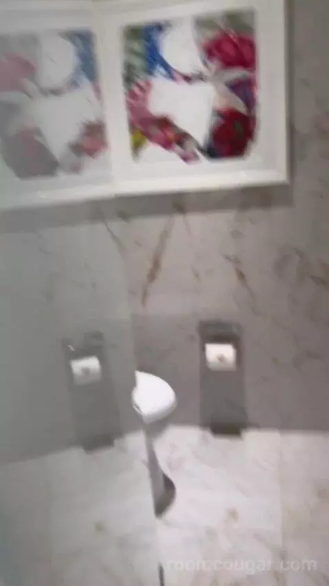 Superior King Room with Strip View (#62168) bathroom picture #3