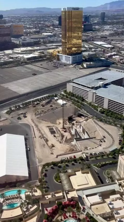 One-Bedroom Entertainment Suite with City View (#65180) view picture #11