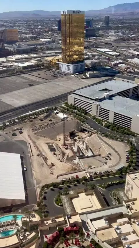 One-Bedroom Entertainment Suite with City View (#65180) view picture #12