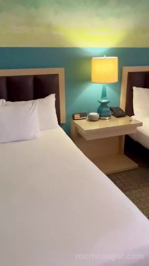 Grand Deluxe 2 Queen Beds (#2030) bed picture #11