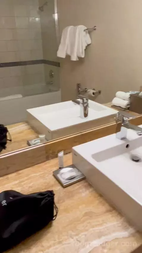 Grand Deluxe 2 Queen Beds (#2030) bathroom picture #5