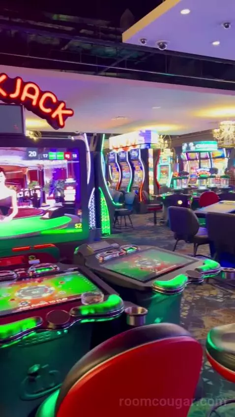 Grand Deluxe 2 Queen Beds (#2030) picture #24