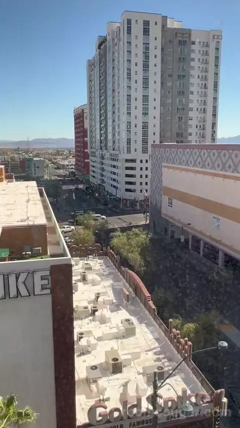 Gallery Studio King Bed (#3802) picture #12