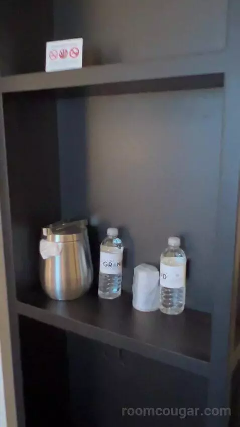 Gallery Studio King Bed (#3802) picture #6