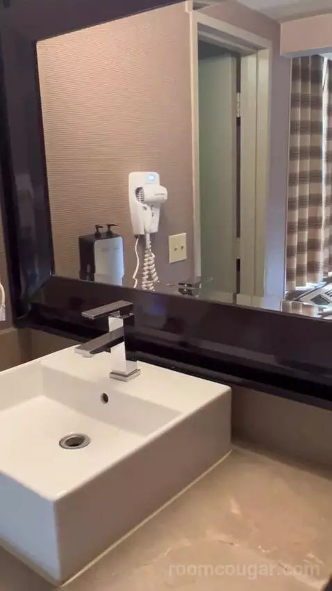 Junior Studio Room (#1714) picture #24