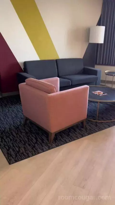 Luxe Suite (#1802) picture #1