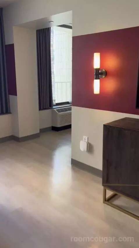 Luxe Suite (#1802) picture #12