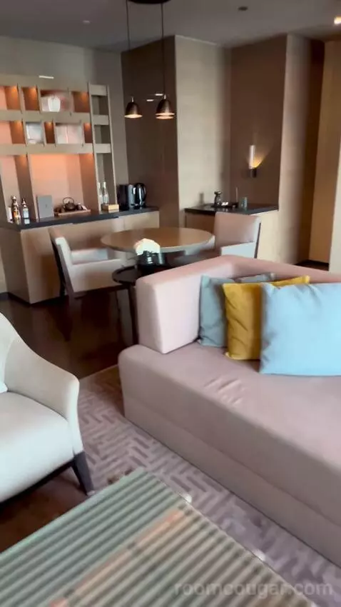 Banyan Tree Dubai at Bluewaters Harmony Master Suite - Oceanfront review by proliv