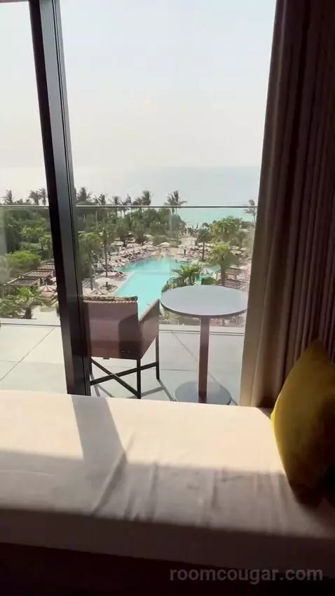 Harmony Master Suite - Oceanfront picture #3