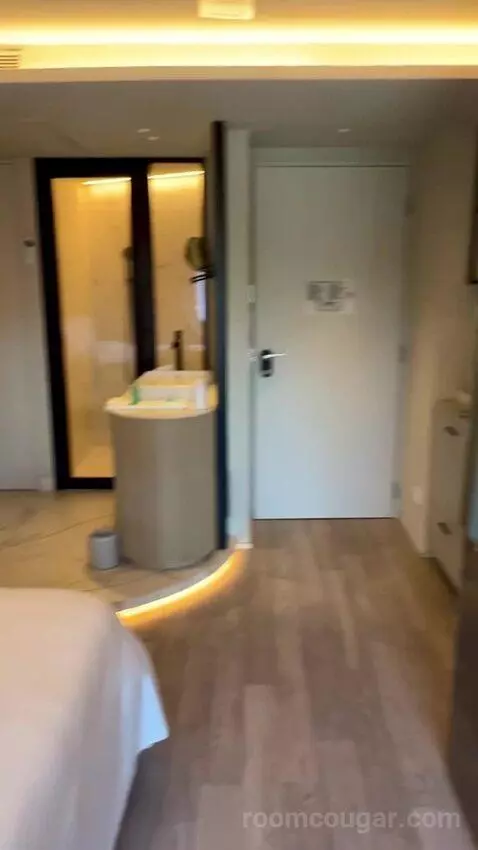 Premium Double Room (#311) picture #17