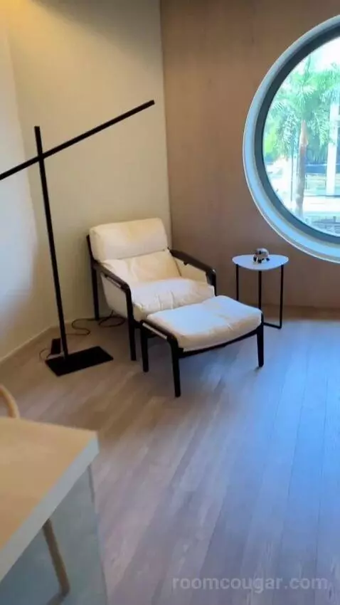 Mayfair Suite (#305) picture #3