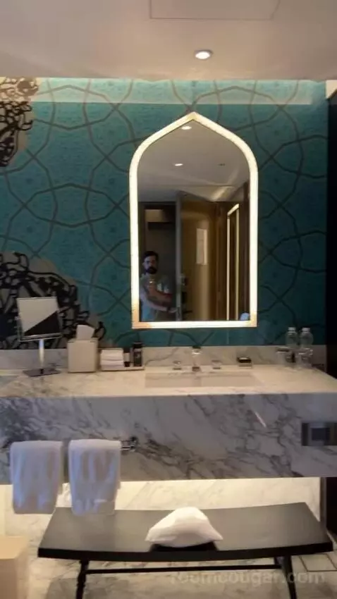 Wonderful Room (#309) bathroom picture #1