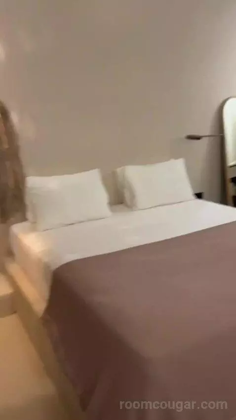 Suite with Sea View bed picture #8
