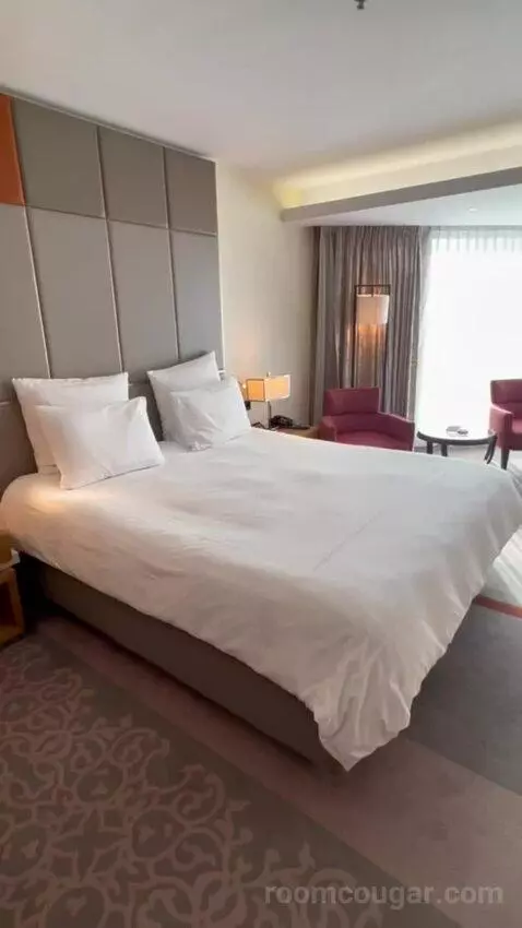 Pool Room bed picture #8