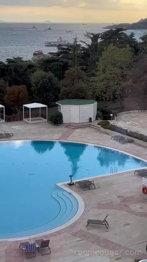 Pool Room view picture #4