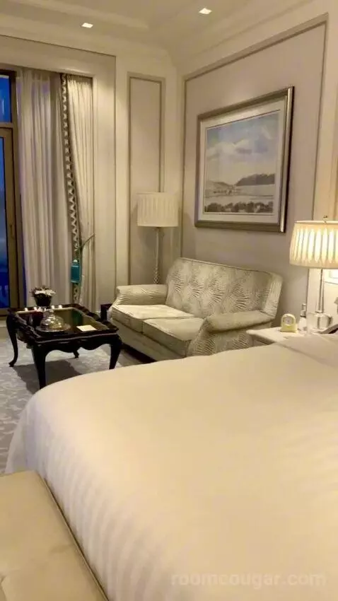 Premier Room with Bosphorus View bed picture #12