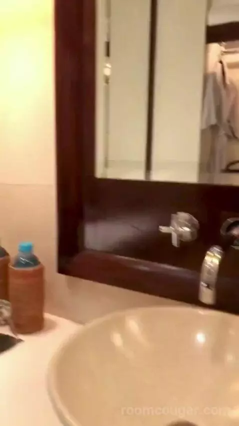 Serai Room bathroom picture #9
