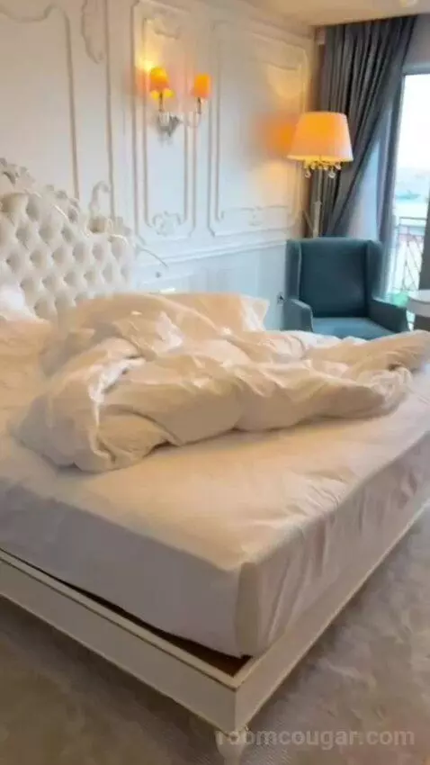 Deluxe Double or Twin Room bed picture #9