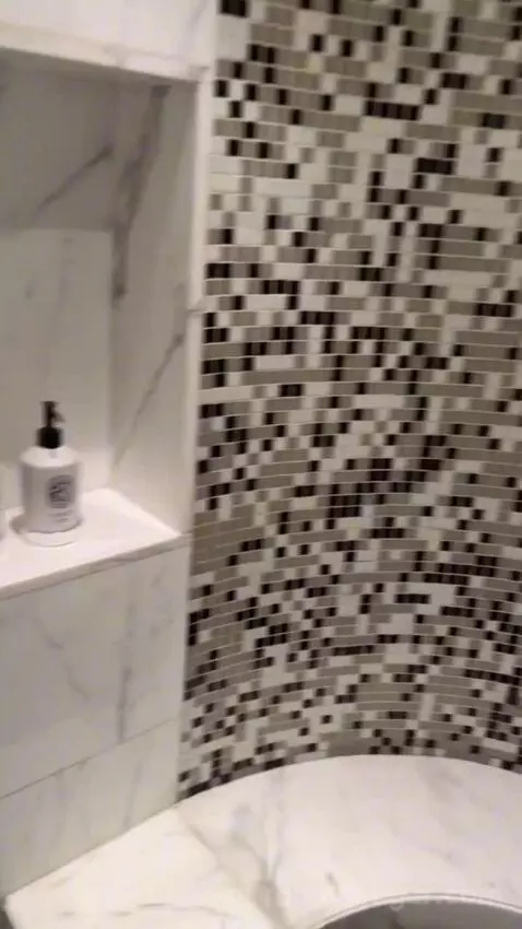 Presidential Suite Geneve bathroom picture #5
