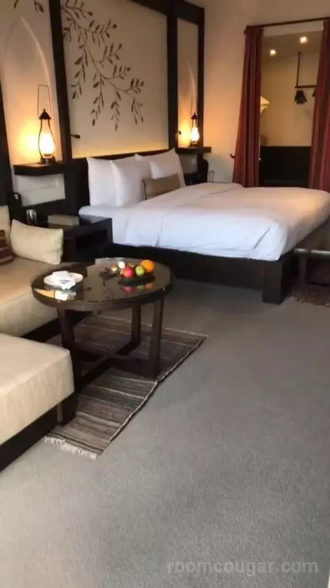 Double Room with View bed picture #1