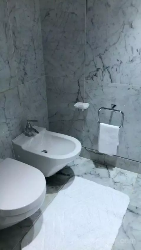 Deluxe Suite Old City View bathroom picture #5