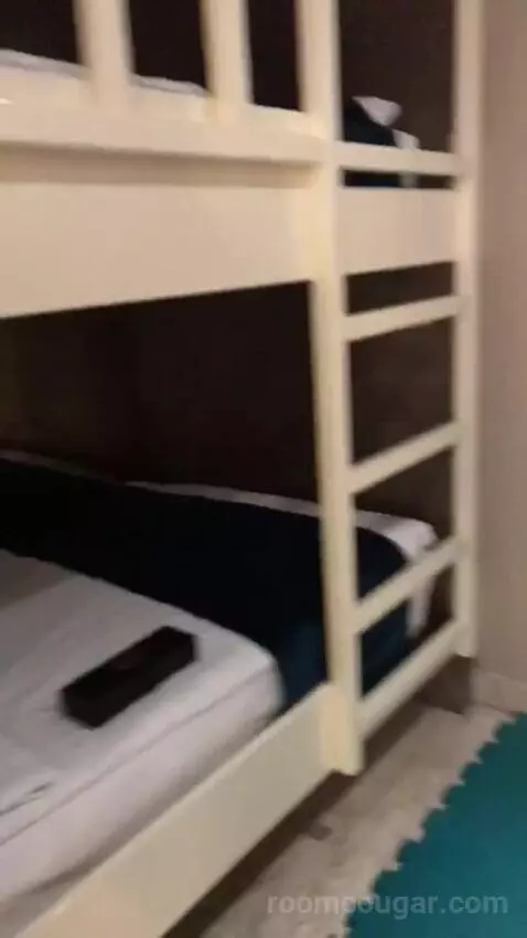 Family King Suite with One King Bed and One Bunk Bed - City View bed picture #7