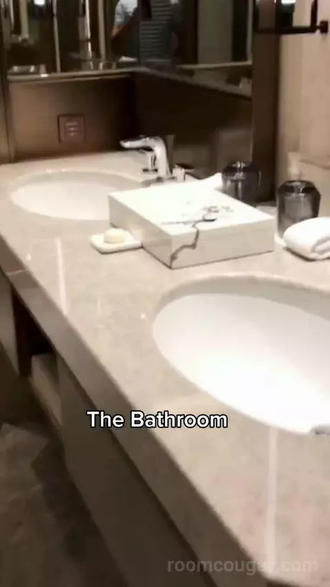Executive Double Room bathroom picture #2