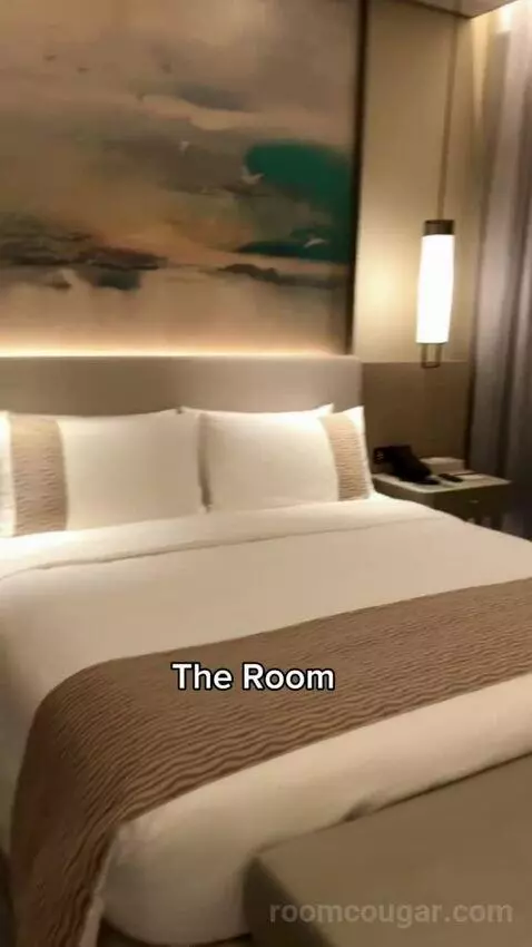 Executive Double Room bed picture #6