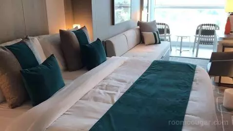 Infinite Veranda Stateroom (#7149) bed picture #1