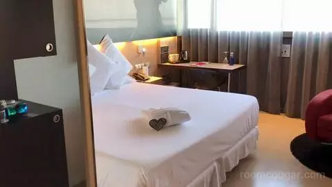 Double Room bed picture #4