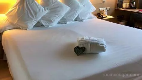 Double Room bed picture #8