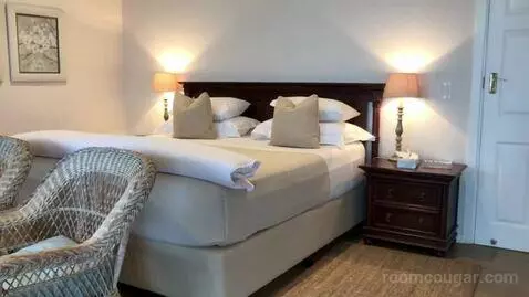 Standard bed picture #5