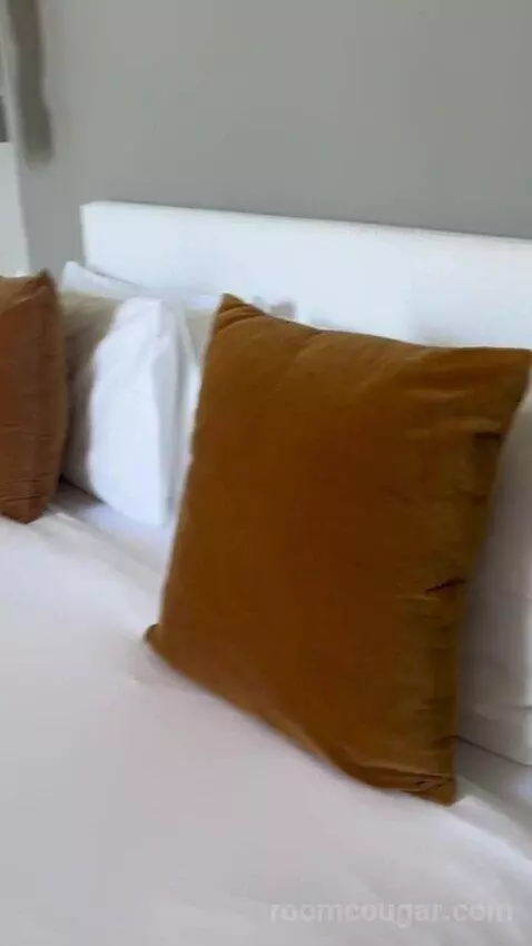 Standard (#1) bed picture #11