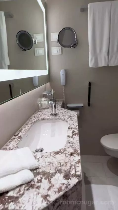 Double Room with Veranda (#8005) bathroom picture #6